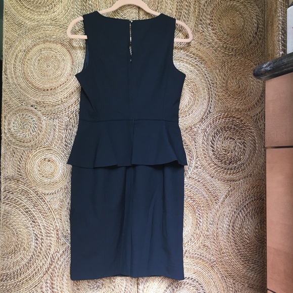 LBD Banana Republic Little Black Dress Sheath Sz 6 - Picture 2 of 13